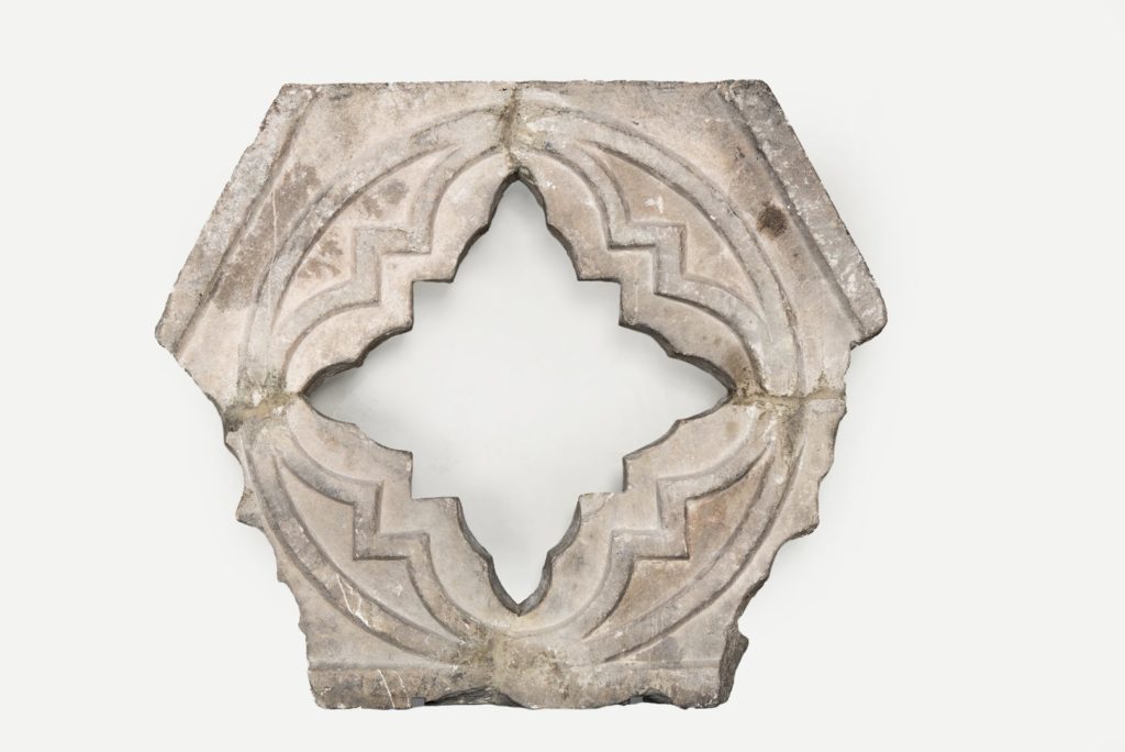 Frammento di transenna